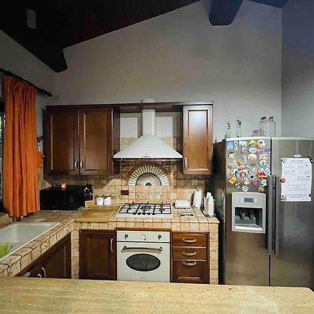 Honey'S Home-Dependance Campagna Latina Exterior photo